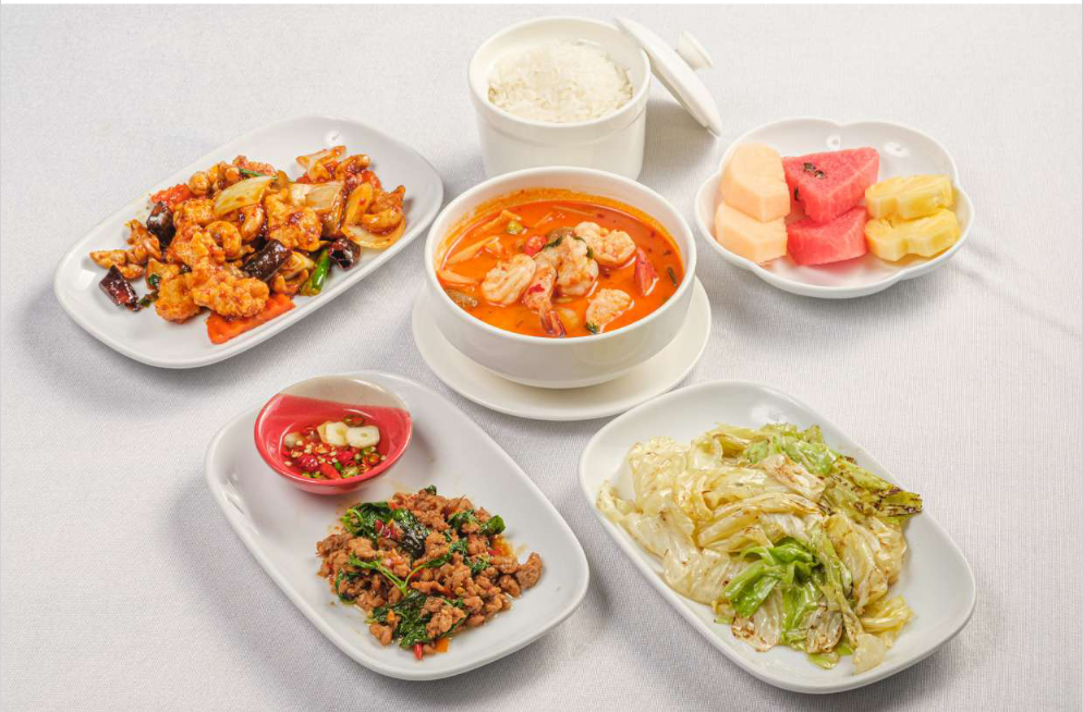 BTSチットロム駅至近 マーキュリービラ内レストランへご案内